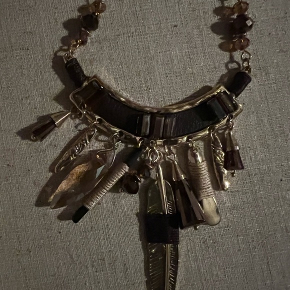 Elegant Brown and Gold Necklace - Picture 6 of 9